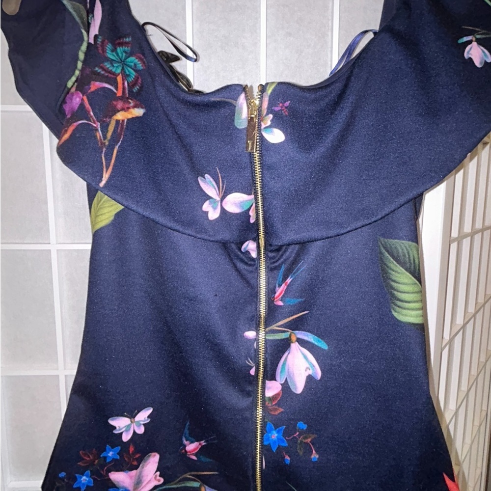 NWOT Ted Baker London off shoulder top - Picture 3 of 6